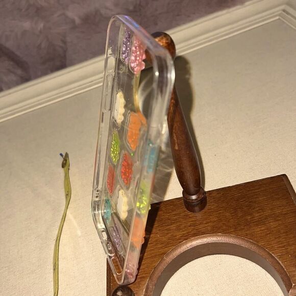 iPhone 12 Pro Max clear sparkles acrylic case with 3D gummy bears - Picture 6 of 7